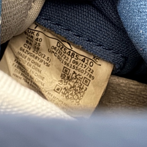 Jordan 1 Retro High OG size 7 - Picture 6 of 10